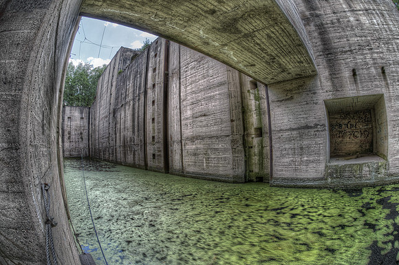 Sluice L